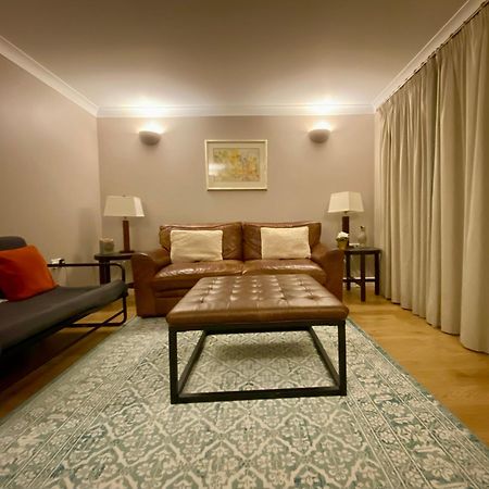 Modern Town House In Cotswolds - 3 Double Bedrooms Witney Esterno foto