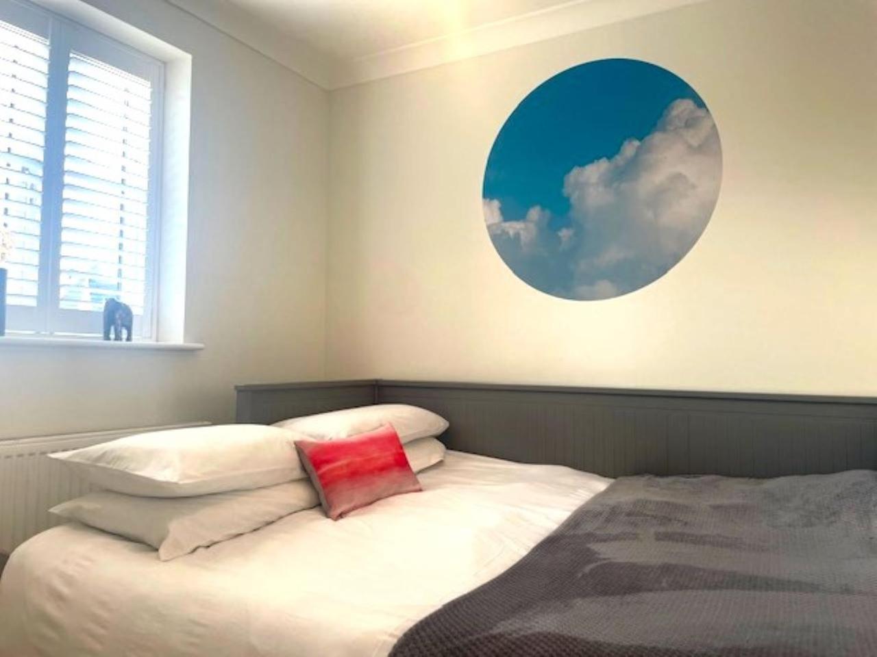 Modern Town House In Cotswolds - 3 Double Bedrooms Witney Esterno foto