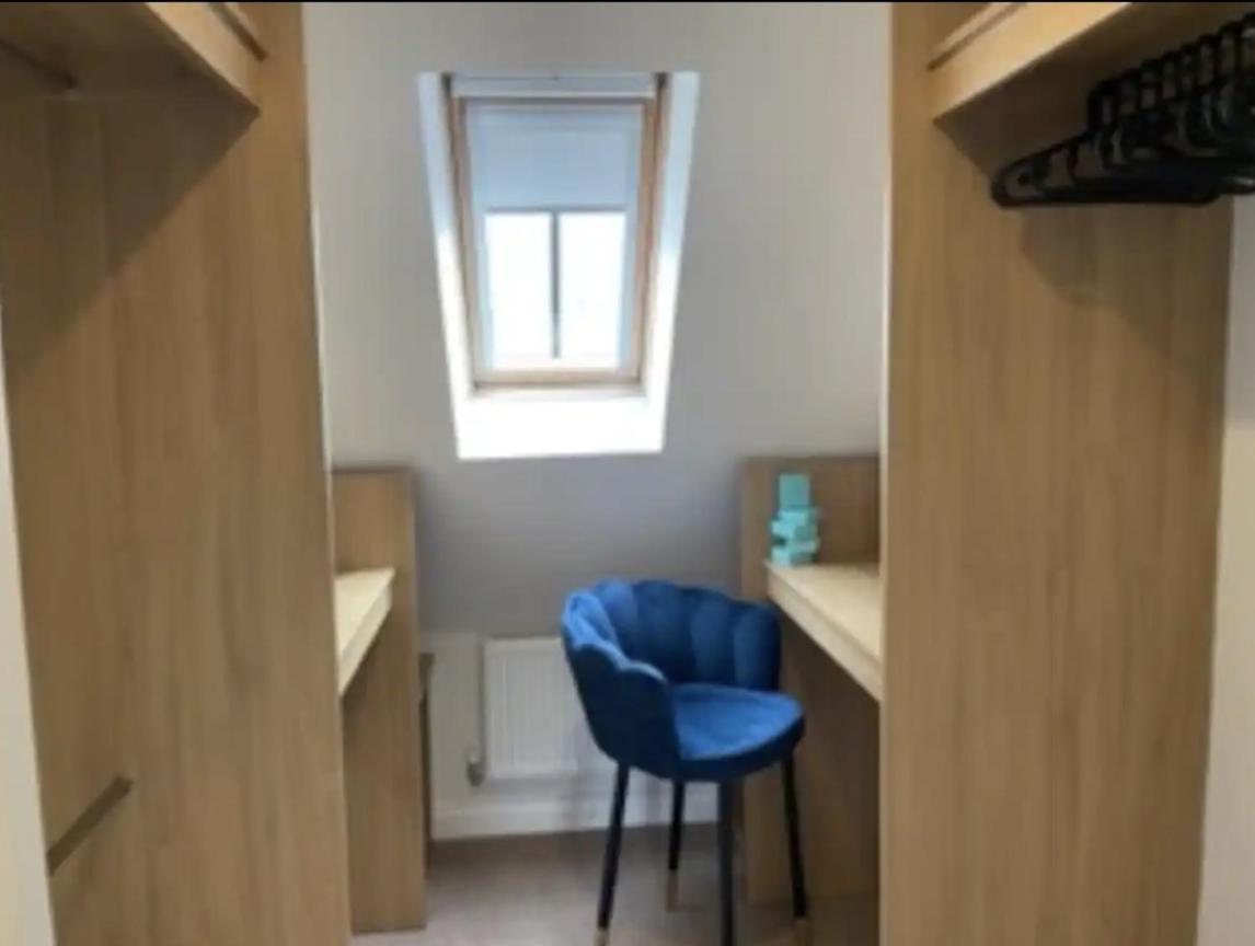Modern Town House In Cotswolds - 3 Double Bedrooms Witney Esterno foto