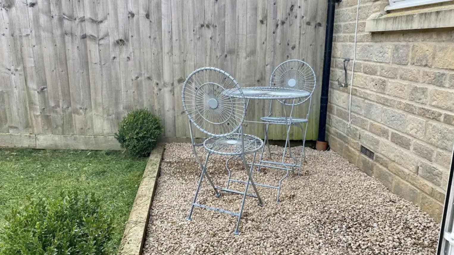 Modern Town House In Cotswolds - 3 Double Bedrooms Witney Esterno foto