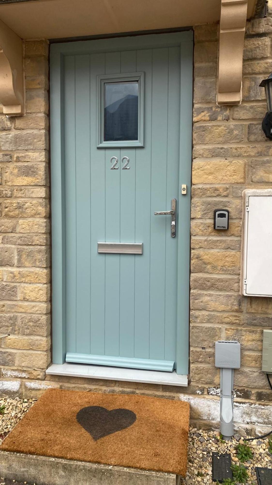 Modern Town House In Cotswolds - 3 Double Bedrooms Witney Esterno foto